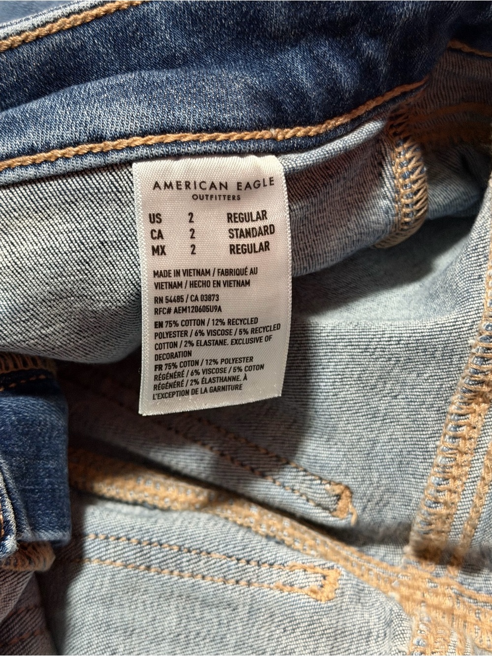 American Eagle Outfitters Super High Rise Medium Vintage Flare Jeans Size 2 - Picture 3 of 13
